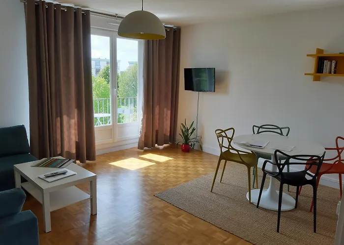 Apartmán Lumineux Idealement Situe A Proximite De Musees Equipements Sportifs Salle De Spectacle Commerces *